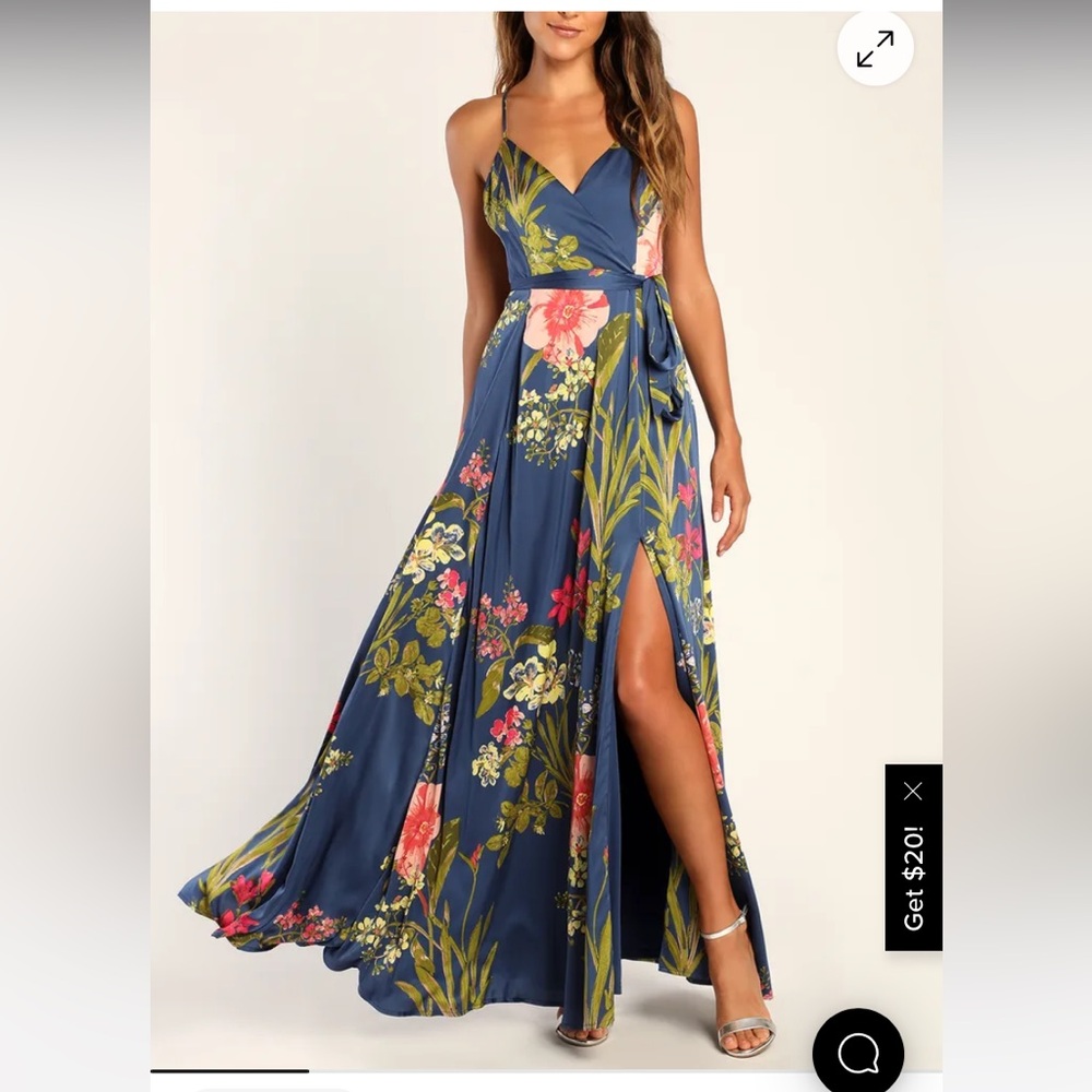 NWT Lulu’s Still the One Blue Floral Print Satin Maxi Dress Small